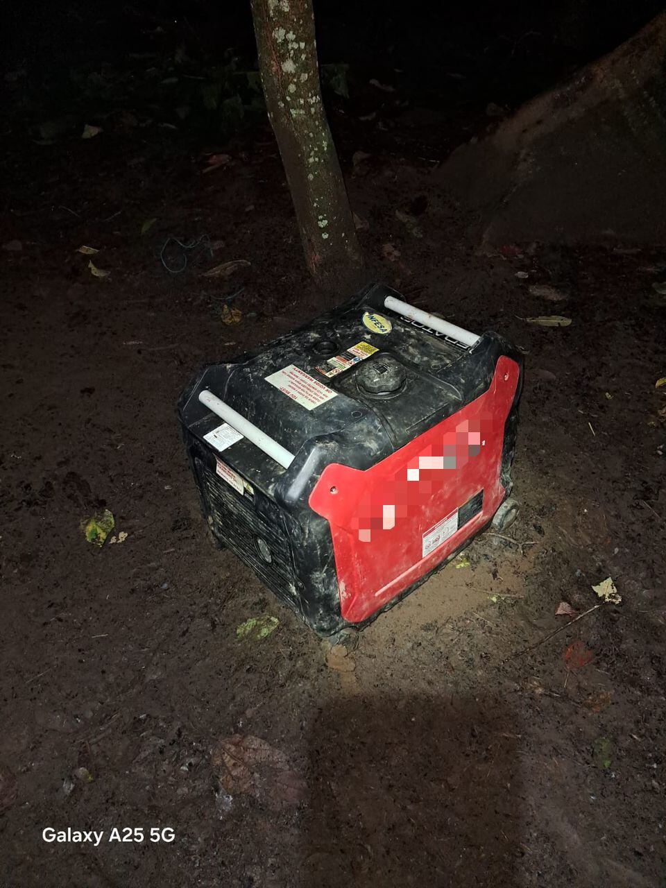 Detienen a 11 sospechosos de robar combustible en Moín.