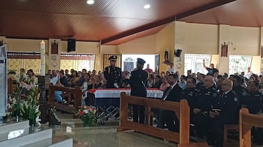 Así despidieron a policía que murió por disparo accidental