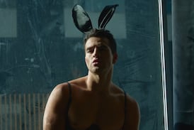 Actor y modelo costarricense destaca en la revista Playboy México de febrero