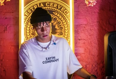 EK es un DJ y productor costarricense.