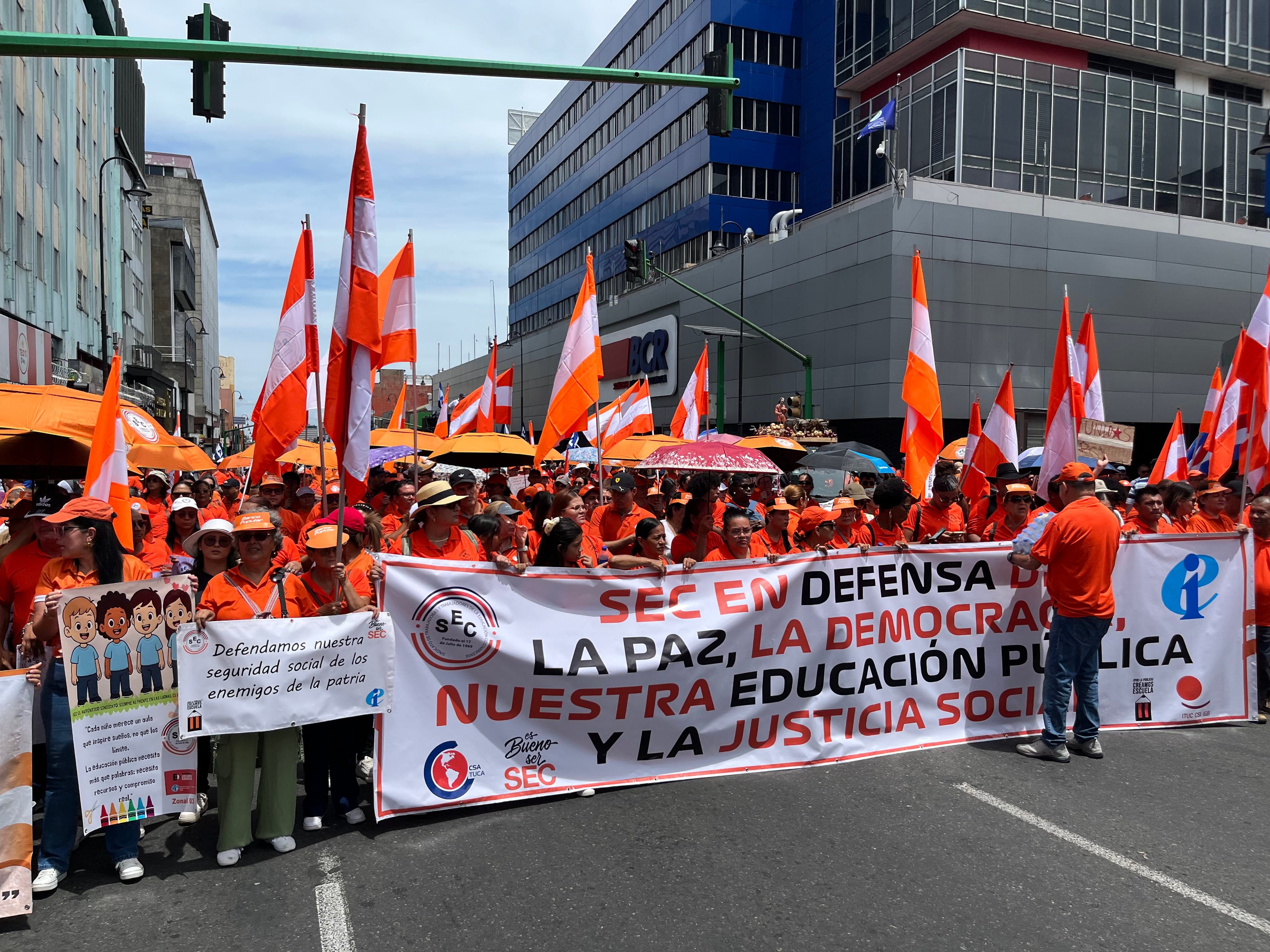 01/05/2025 San José marcha del día del trabajador, fotografía: Marvin Caravaca