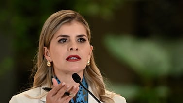 ¿Qué pasó con la promesa de Laura Fernández de adelantar la entrega del ROP?