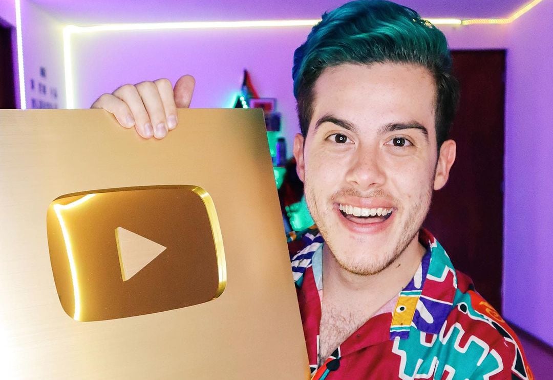 José González, youtuber tico radicado en México.