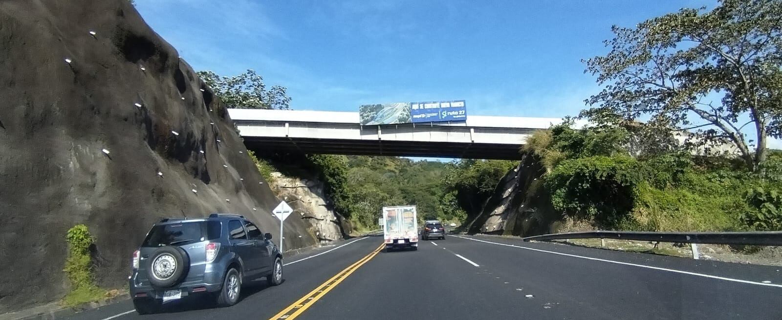 Comprendiendo que muchas familias aprovecharon el fin de semana largo para irse de paseo, las autoridades confirmaron que este lunes 15 de abril se aplicará el carril reversible en la ruta 27.