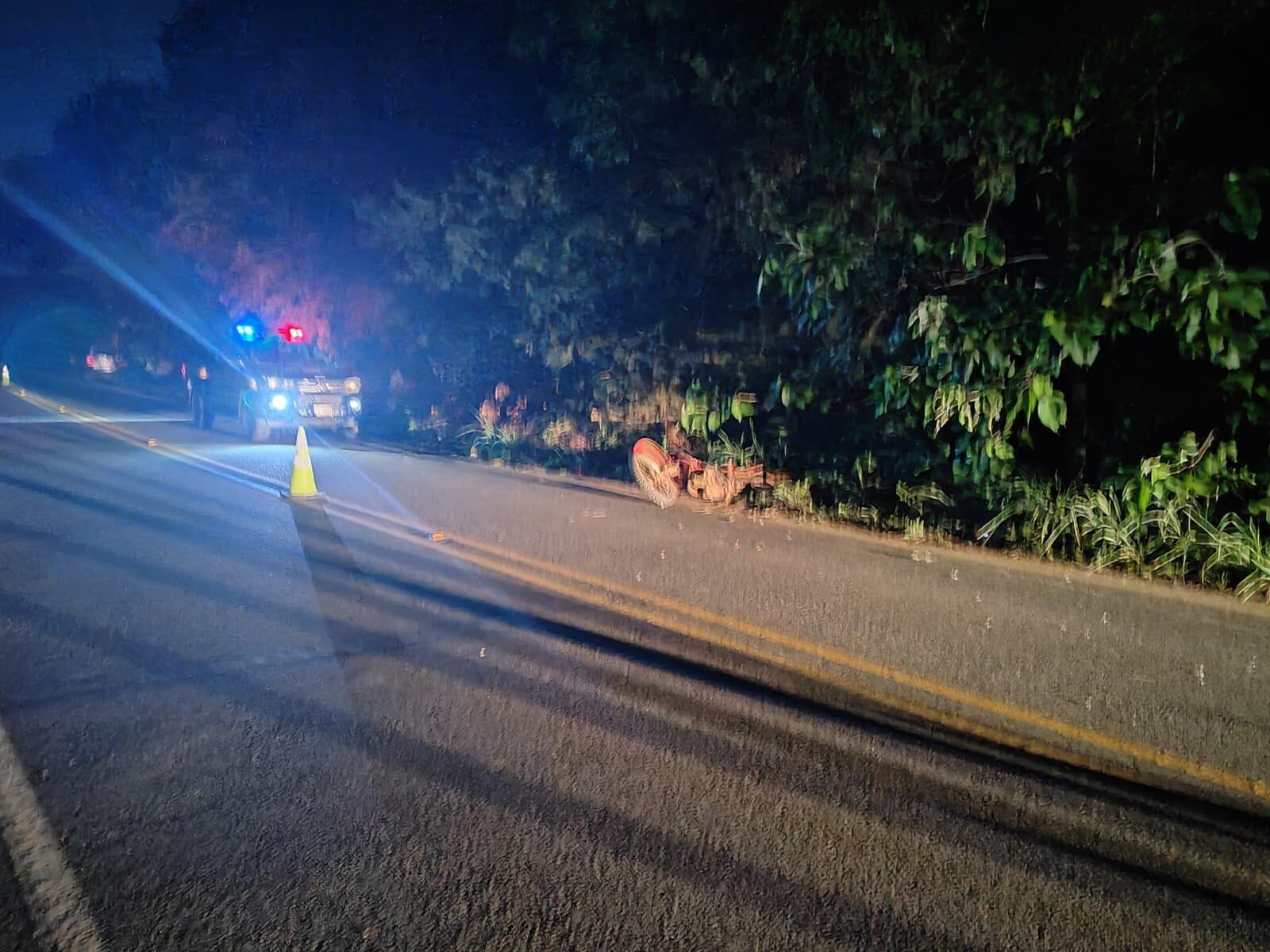 El joven murió de forma inmediata tras perder el control de su moto. Foto Diario digital El Independiente.