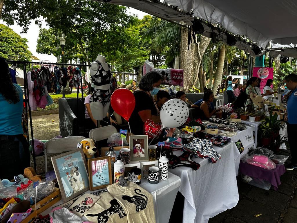 Feria de Microempresas Alajuelense (Cortesía)