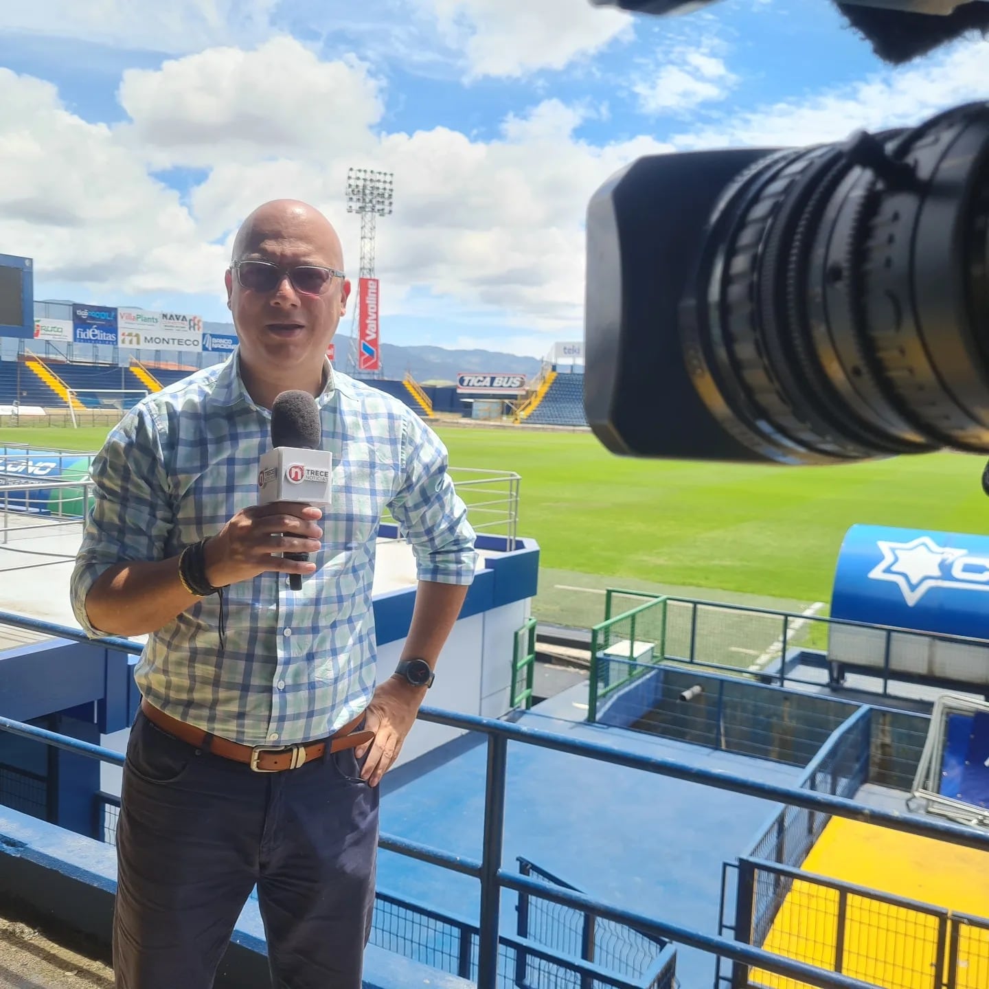 Gerardo Coto Cover, periodista de Canal 13 que sufrió un desmayo de casi 20 minutos por el estrés laboral