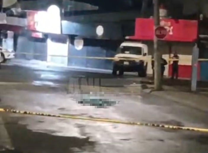 Las autoridades aún no han podido identificar al hombre asesinado en Alajuelita. Foto ANI.
