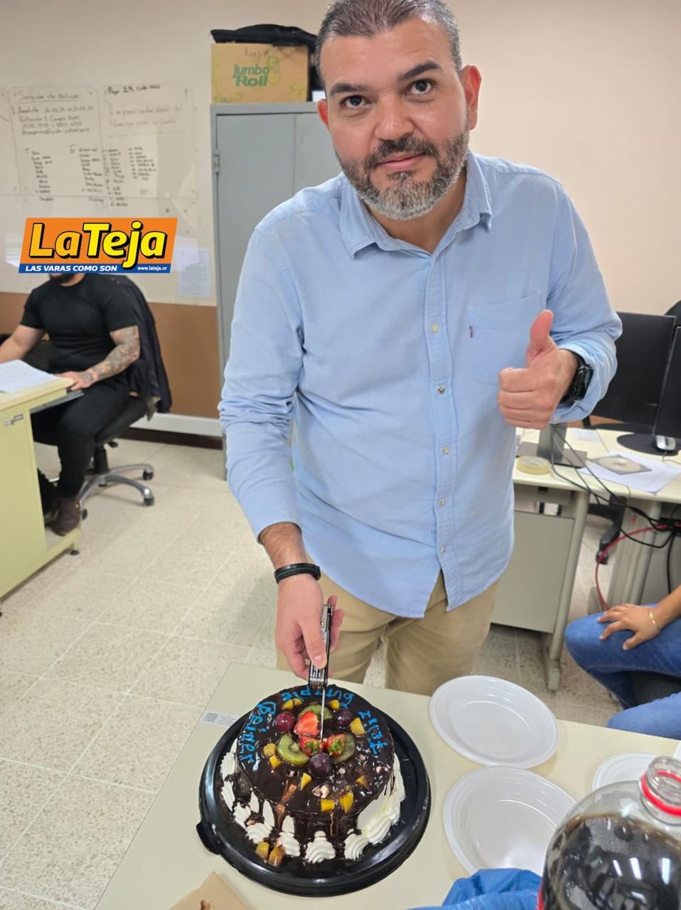 El ataque contra Zamora habría sido ordenado por Jorge David Núñez Aguilar, un supuesto líder narco conocido como Coco Pastilla, quien es buscado por el OIJ.