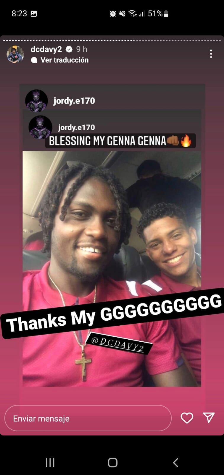 Aubrey David tapa escudo de Saprissa con frases