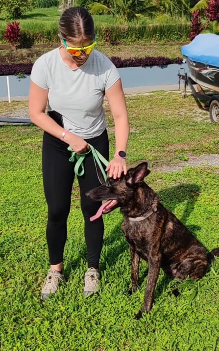 Viviana Calderón y su nuevo perro 7