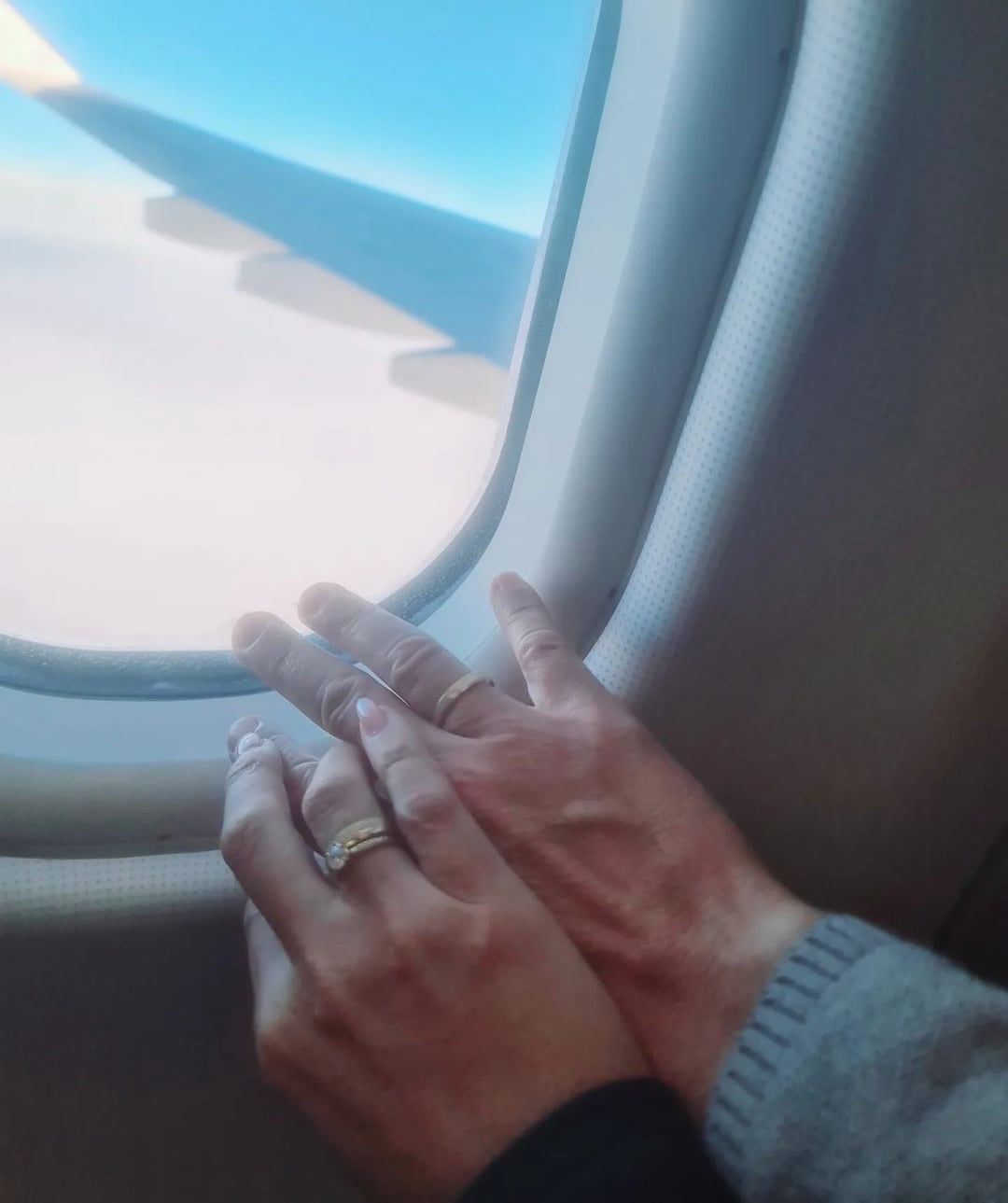 Gustavo López y su esposa Karen Alvarado