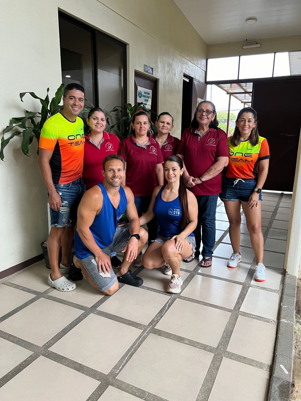 Kimberly Soto y Ryan Weiss, esposos y exparticipantes del programa Guerreros de Repretel