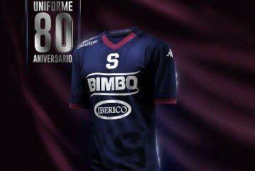 Camisas azules que ha usado Saprissa. Pinterest.