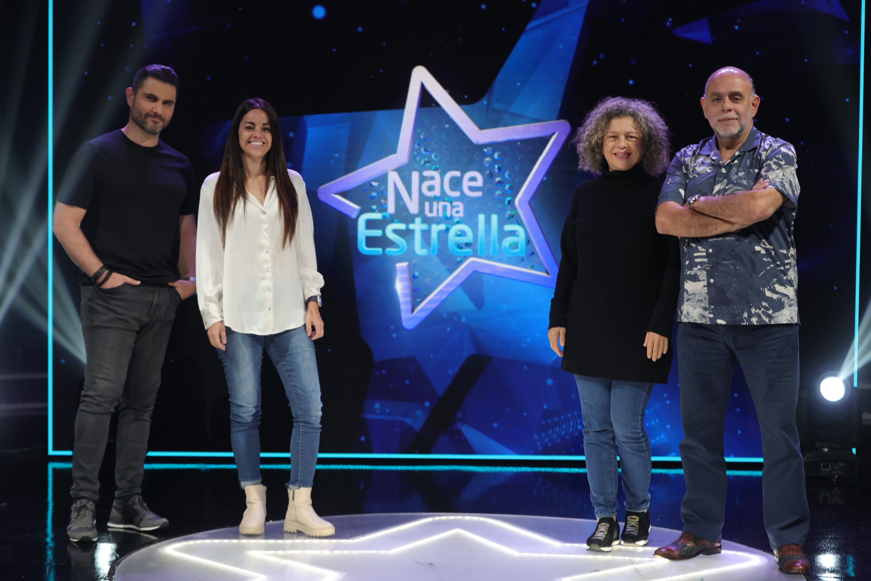 Fotos de audiciones para el programa Nace Una Estrella de teletica en su sétima temporada / foto John Durán
