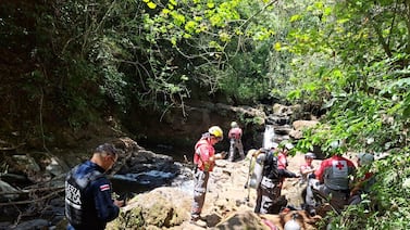 Autoridades revelan identidad de joven que murió en poza en Heredia