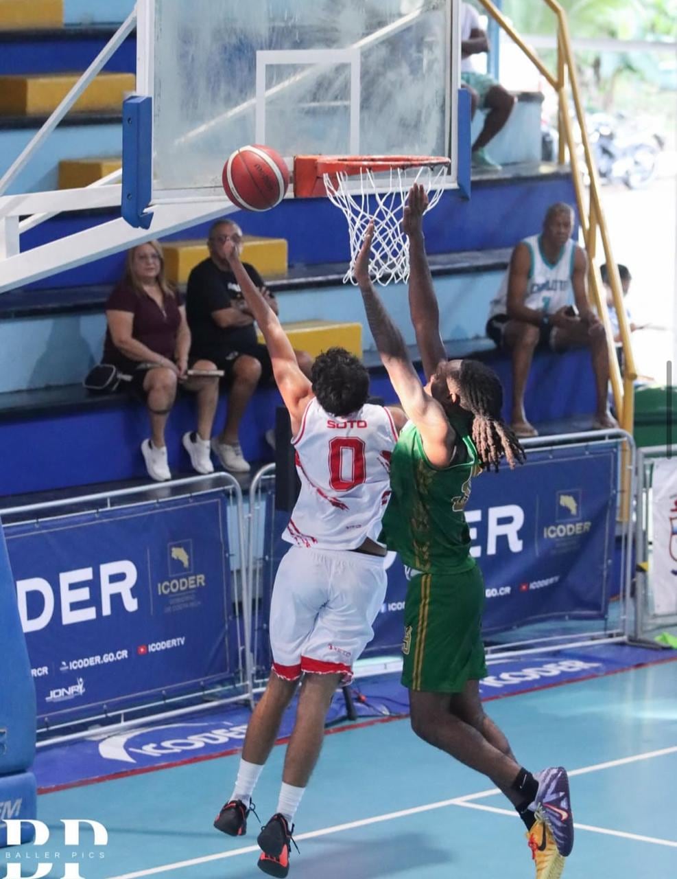 Elián Soto Monge es jugador de ARBA San Ramón en la Liga Superior de Baloncesto en Costa Rica.