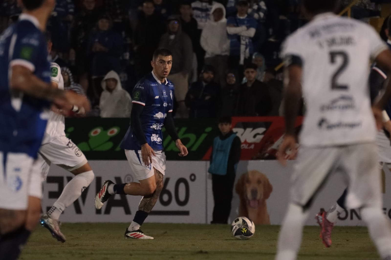 Fernán Faerron fue titular con Cartaginés ante Sporting por el torneo de Copa.