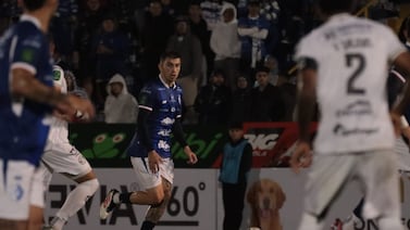 Fernán Faerron amenazó con dejar el campo en su primer partido de titular con Cartaginés por esta razón