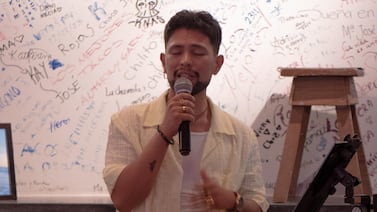 Conozca al cantante tico que lo dejará todo para perseguir su gran sueño