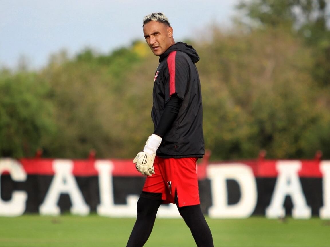 Keylor Navas volvió a las prácticas de Newell's esta semana, el arquero costarricense está listo para enfrentar a Boca Juniors.