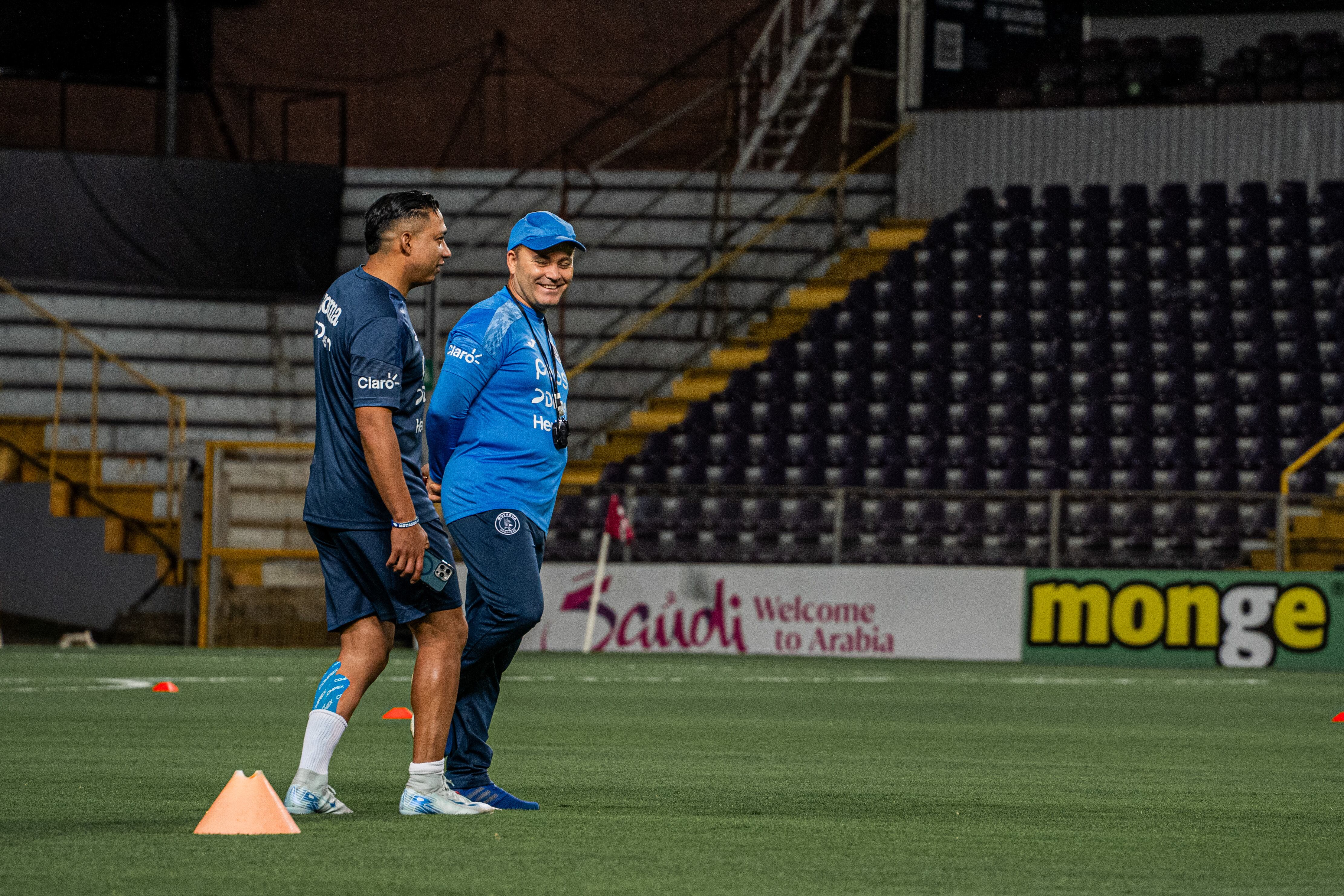 Entrenamiento de Motagua, estadio Ricardo Saprissa