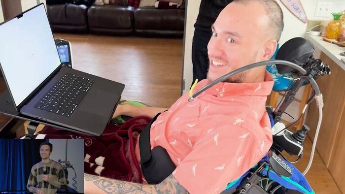 Noland Arbaugh es el primer paciente de Neuralink y su vida ha cambiado por completo. Foto: Wall Street Journal.