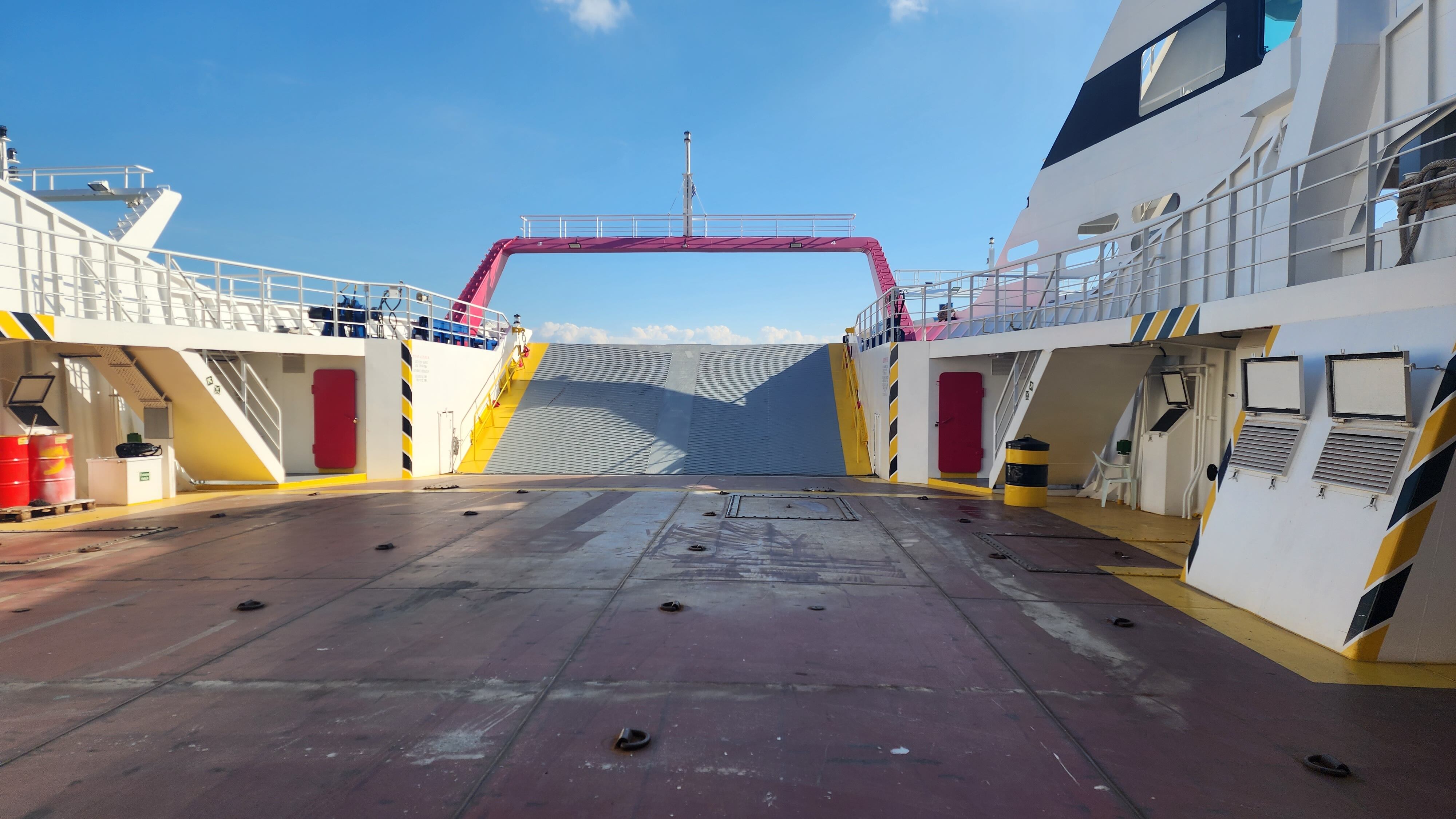 José Alfredo Hernández Brenes, de 31 años, es un puntarenense quien desde los 5 años estaba seguro que llegaría a ser capitán del ferry entre Puntarenas y Playa Naranjo. Este 2023 está a la espera del nuevo ferry, San Lucas III, del cual será capitán.