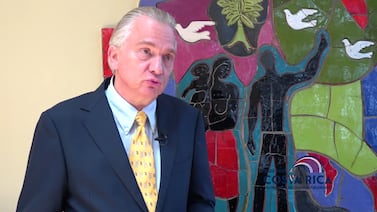 Viaje del canciller Arnoldo André Tinoco dejó picados a los diputados