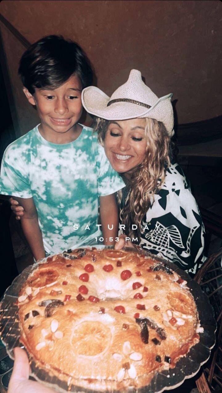 Paulina Rubio y su hijo siguen disfrutando de Costa Rica
