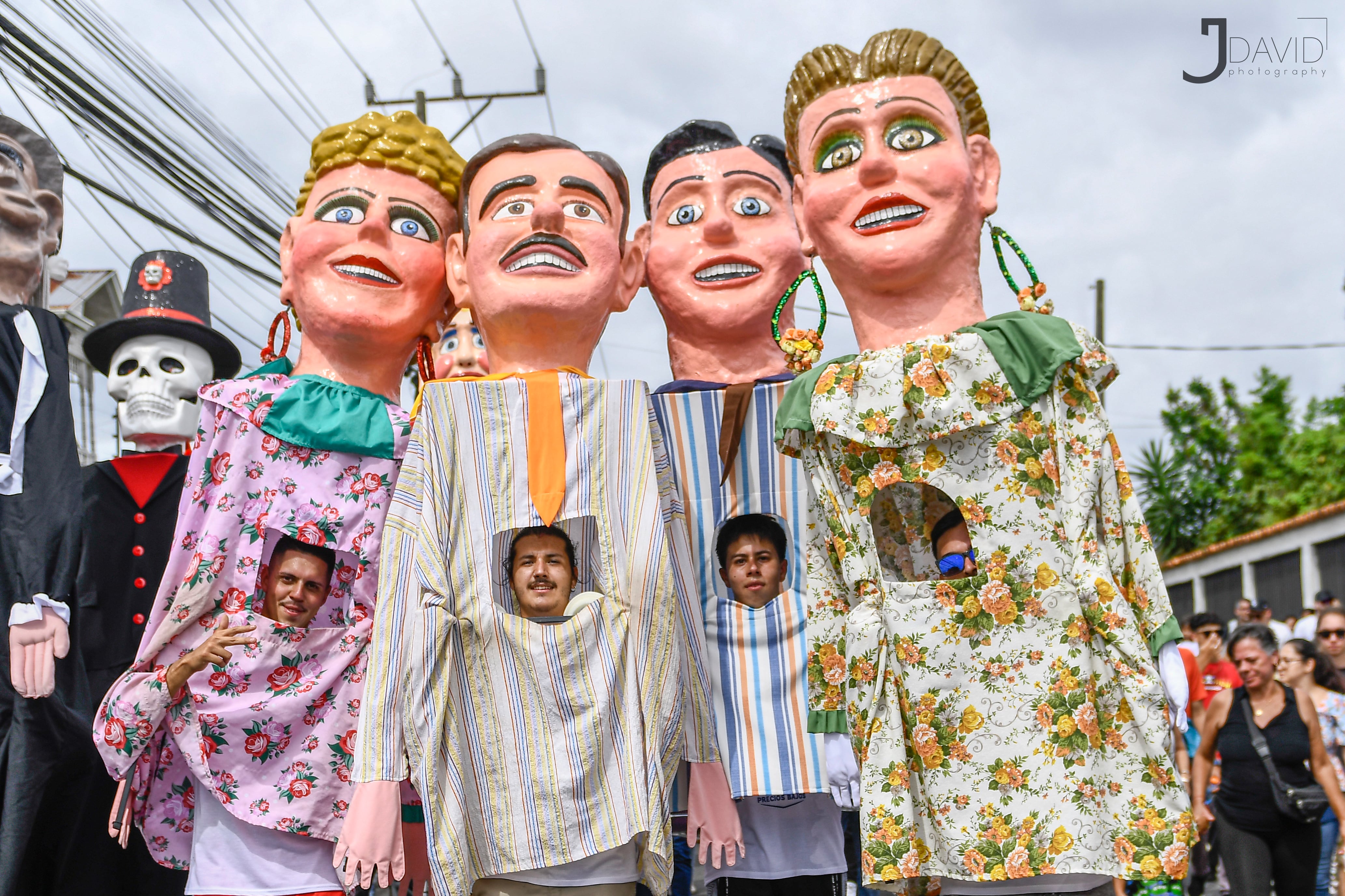 La Cimarrona La Original Domingueña y la Comisión Domingueña de Mascaradas y Alboradas representarán a Costa Rica en el Londo Parade 2026 en Inglaterra.