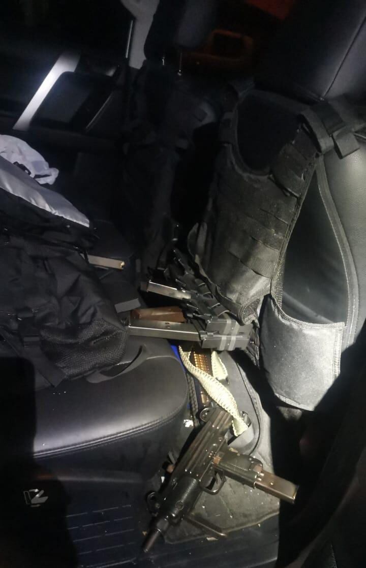 Sorprenden a supuestos miembros de banda narco armados en Heredia. Foto MSP