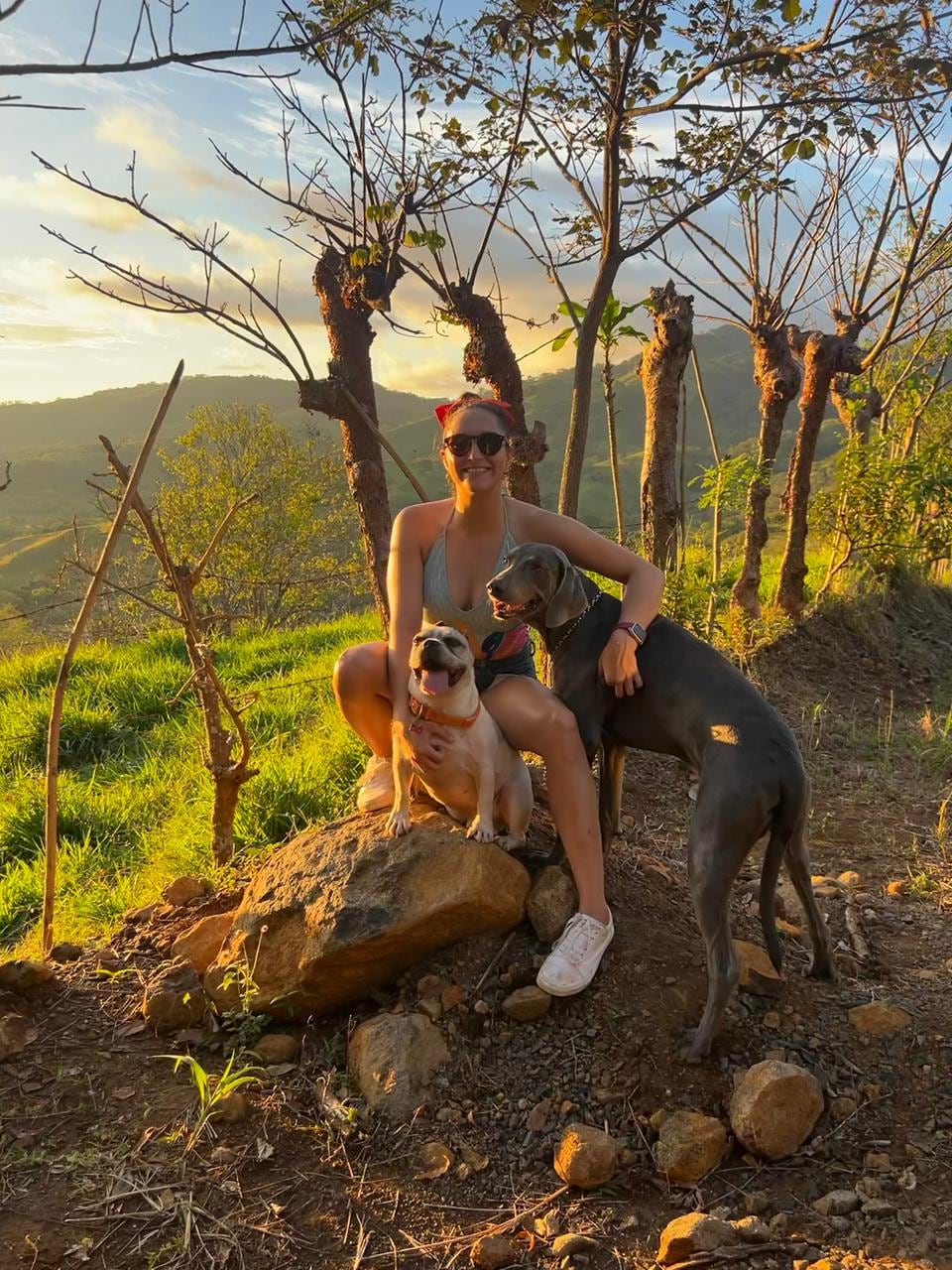 Marcela Blanco y sus mascotas.