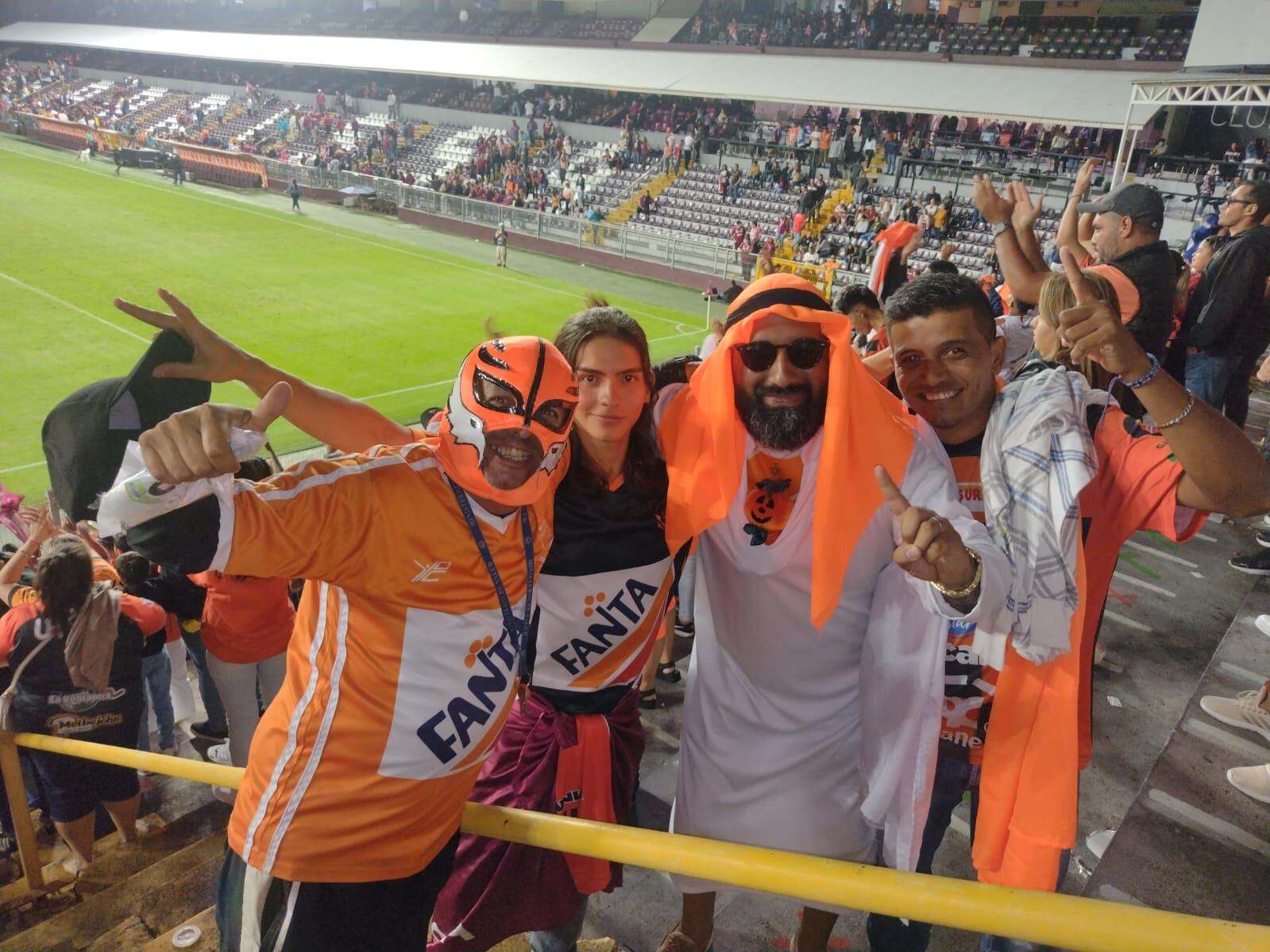 Greivin Garro, el enmascarado de Puntarenas