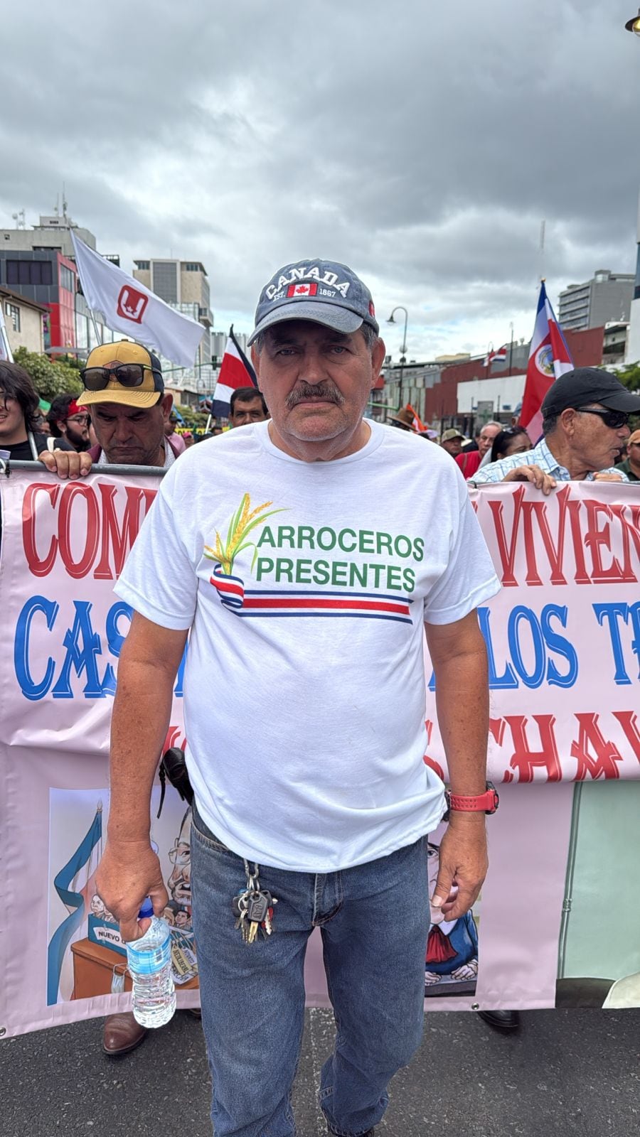 Manifestación de diversos factores contra el gobierno
