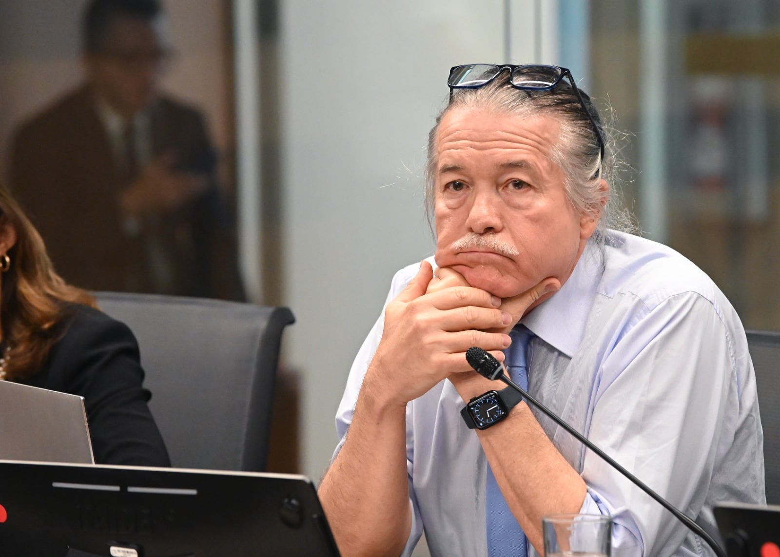 Bernal Jiménez Chavarría, importador de arroz y financista de la campaña del presidente Rodrigo Chaves Robles, compareció ante la comisión especial de la Asamblea Legislativa que investiga el financiamiento de los partidos políticos.