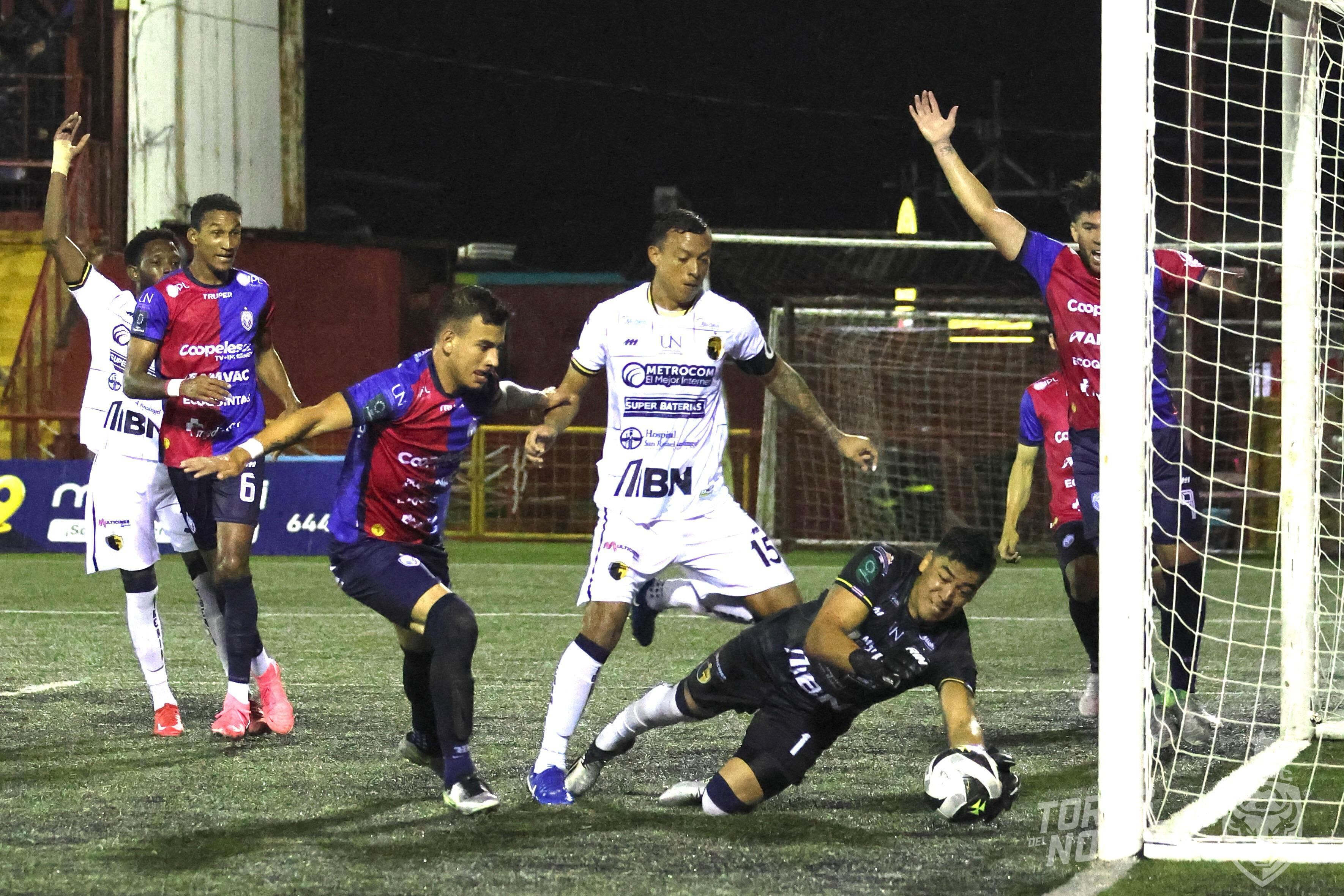 San Carlos al fin tuvo un respiro al derrotar al Municipal Liberia por marcador 1-0. Prensa San Carlos.