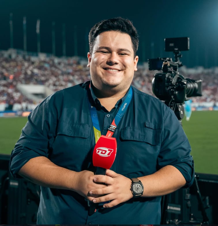 Ian García Castro, periodista deportivo de Teletica Radio.