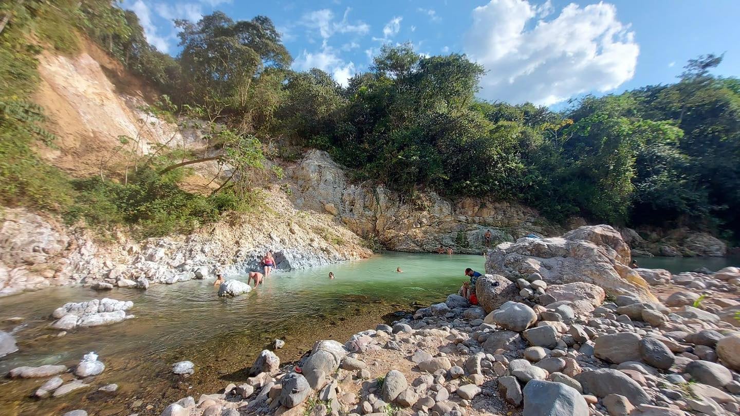 Poza de archilla. (Foto: Pablo Gonzales-Recorriendo Costa Rica)