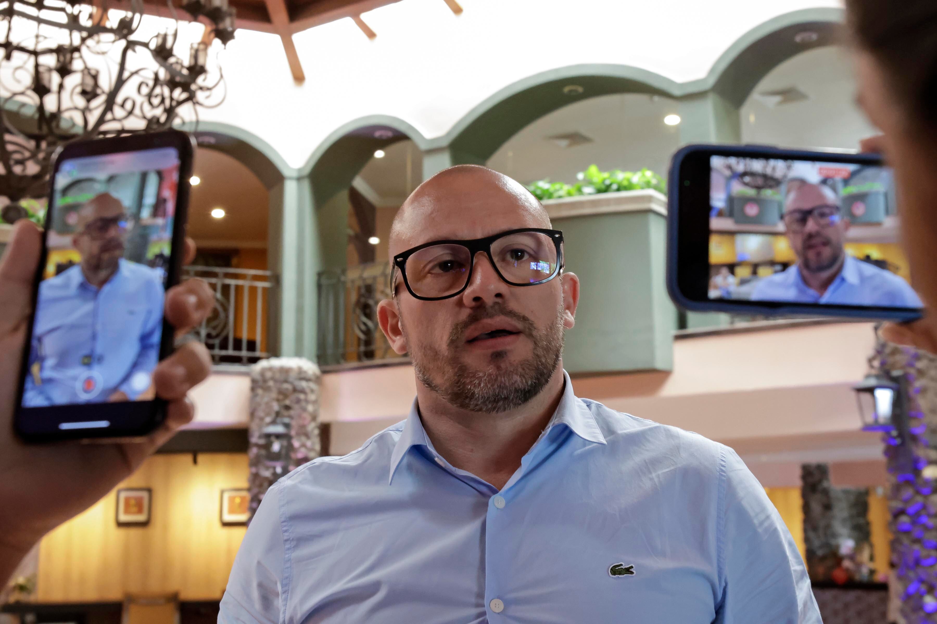 02/09/2023. Hotel Double Tree by Hilton, Belén. Hora: 09:00 a.m. El Partido Liberación Nacional (PLN) celebra este sábado su Asamblea Nacional en el Hotel Double Tree by Hilton en Belén, Heredia. En la foto, el candidato a alcalde por Alajuela, Humberto Soto. Fotos: Mayela López