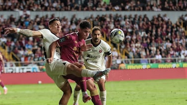 Afición de Saprissa ya da por hecho quién será el campeón nacional tras juego de ida de la final