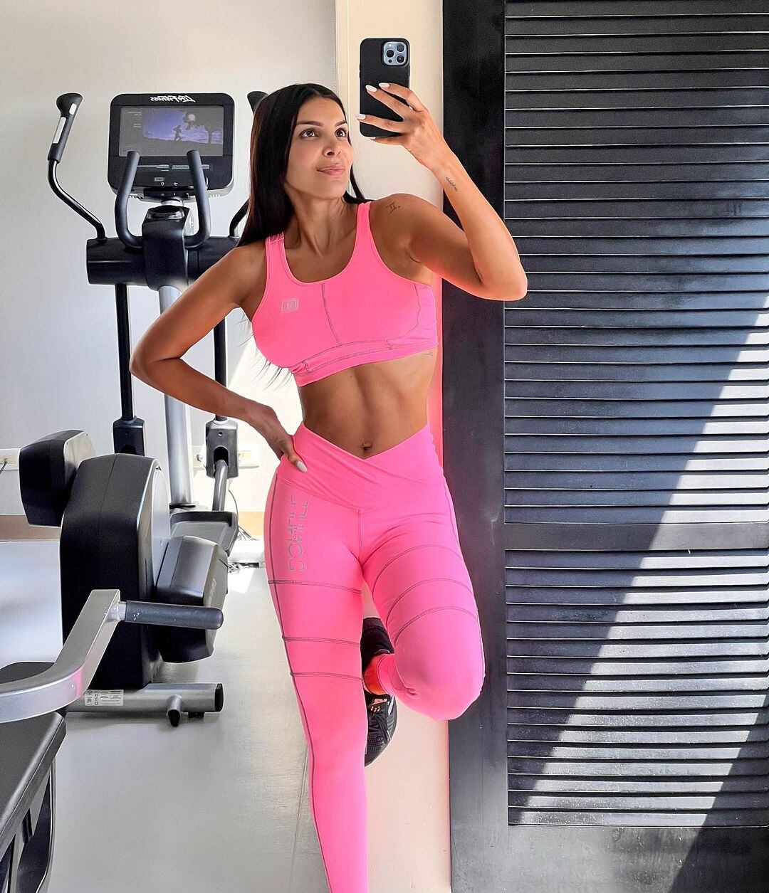 Jalé Berahimi, periodista y presentadora. Instagram