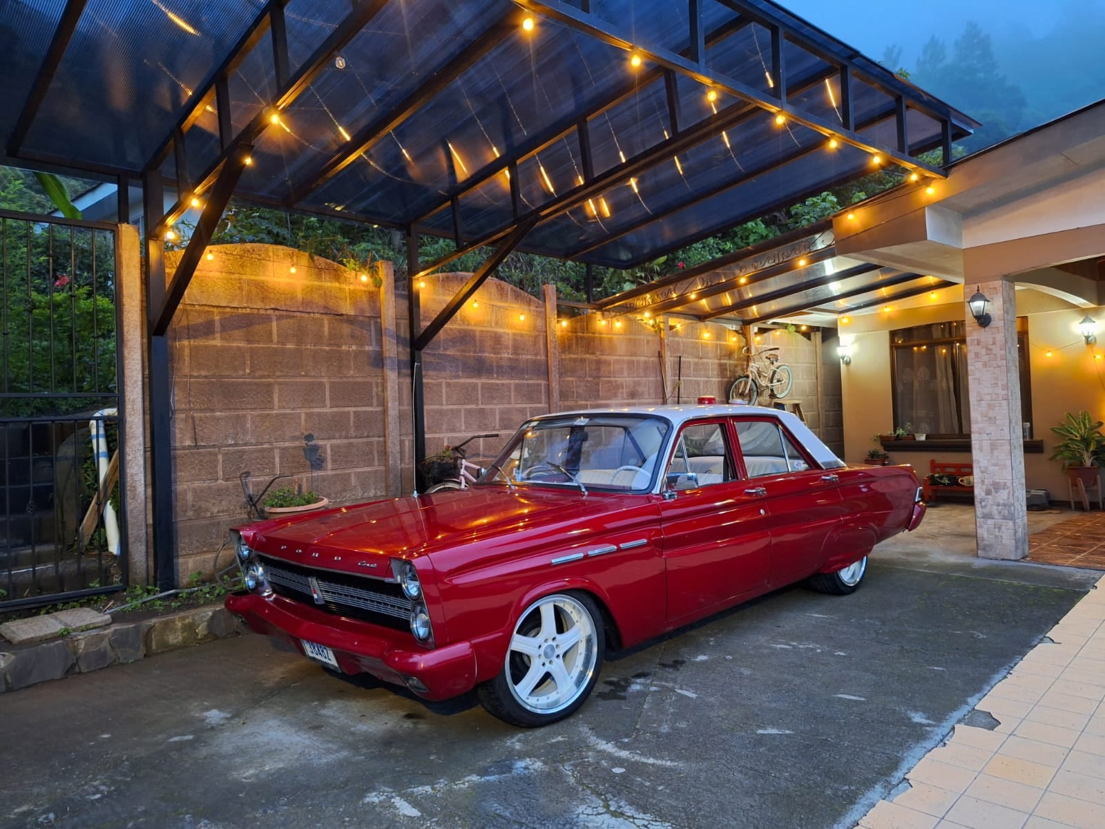 Mercury Comet, propiedad de Esteban Cascante.