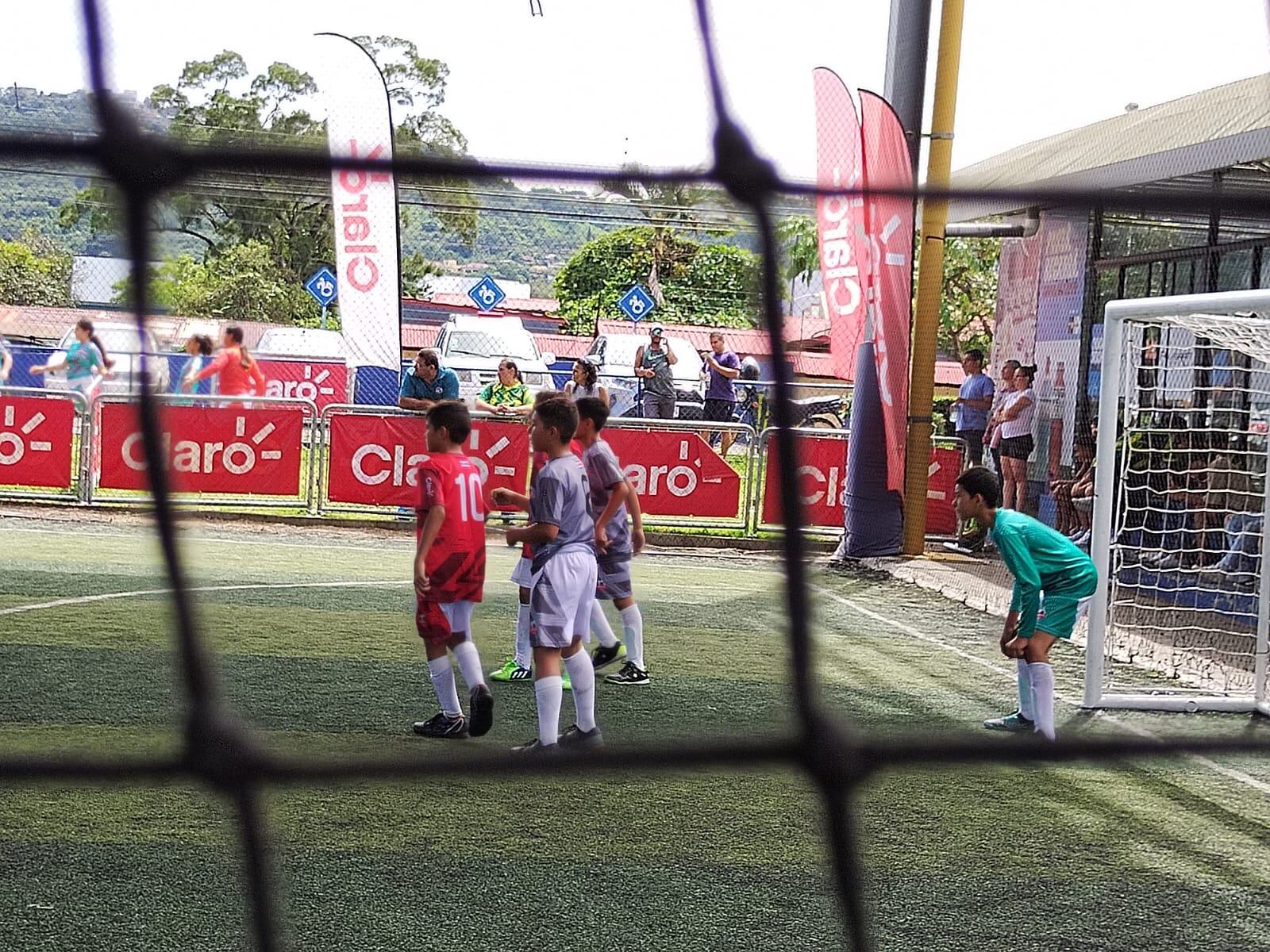 Emociones en los octavos de final de la Super Liga Claro.