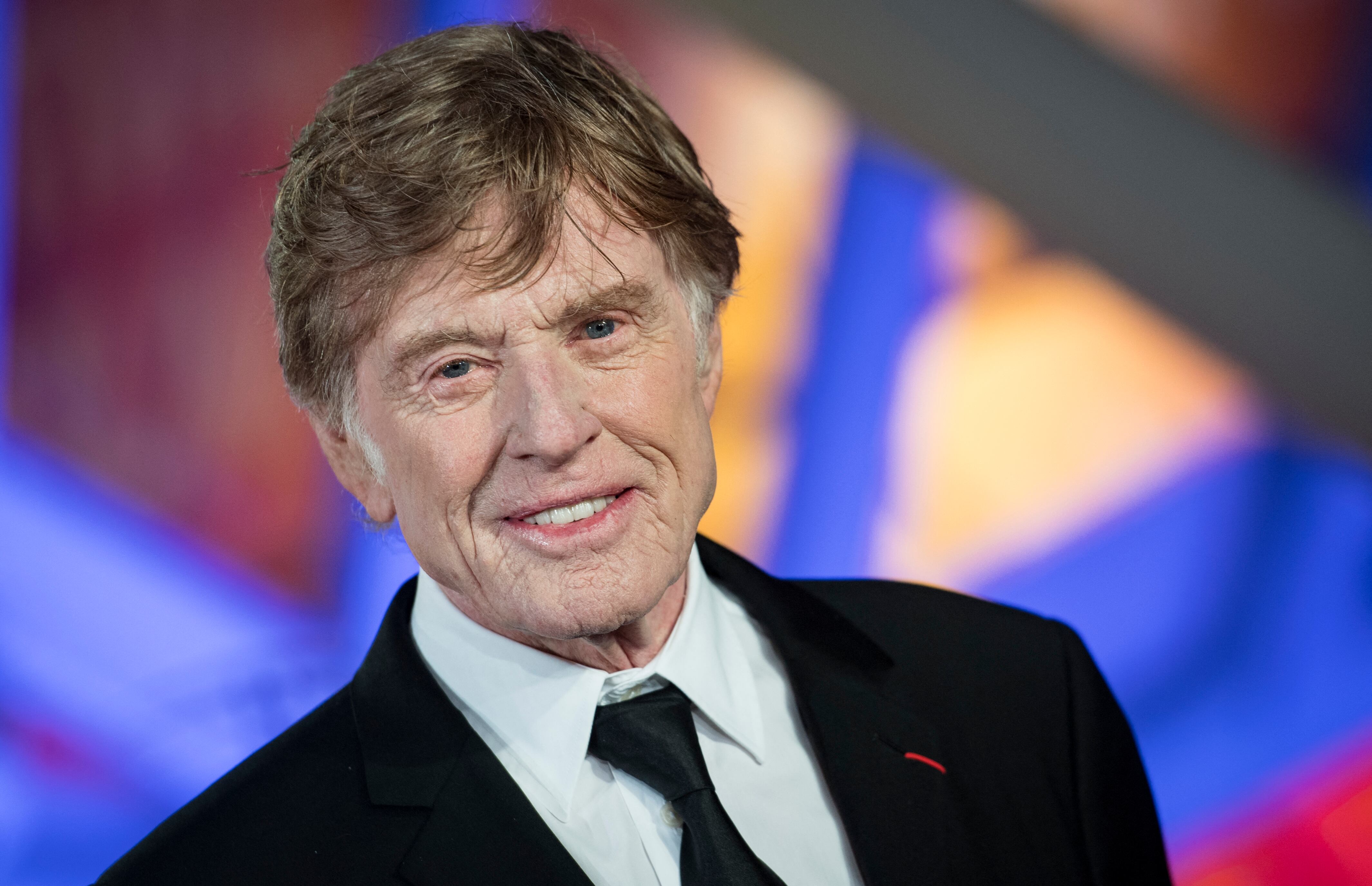 Robert Redford en uno de sus papeles icónicos, símbolo del cine independiente y estrella de taquilla internacional.