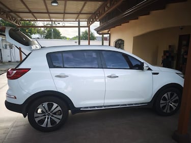 Caso Venus: estos son los lujosos carros decomisados a ganadero sospechosos de lavado de dinero