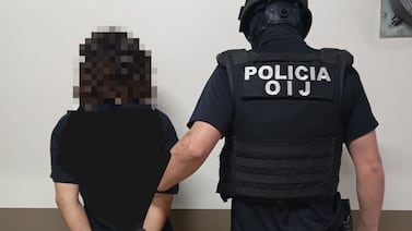 Muchacho de 16 años fue detenido como sospechoso de pornografía infantil en Desamparados