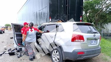 Cruzrrojistas de choque de colegiales quedan fríos al ver que fallecida era familia de un compañero