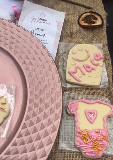 Marianela Valverde y su esposo Juan David Cardona tuvieron un hermoso baby shower de su hija Macarena