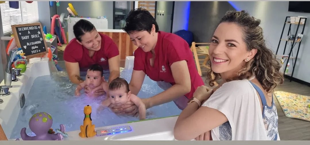 Lussania Víquez y sus gemelos. Instagram
